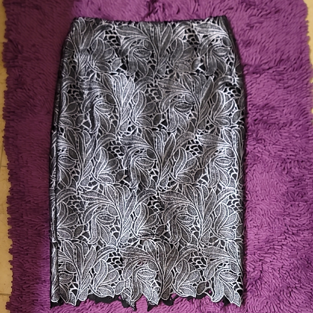 White House Black Market Black Chrome Lace Pencil Skirt